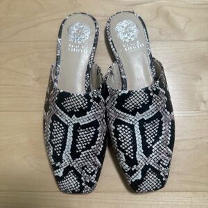 Vince Camuto Snake Print Flats